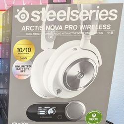 SteelSeries Arctis Nova Pro white