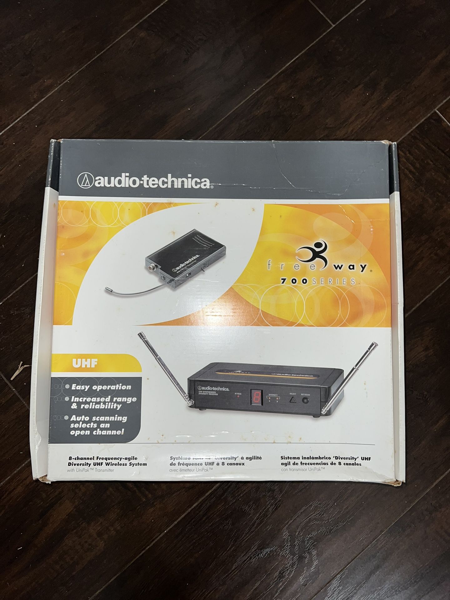 AUDIO TECHNICA UHF 700 SERIES WIRELESS RECEIVER