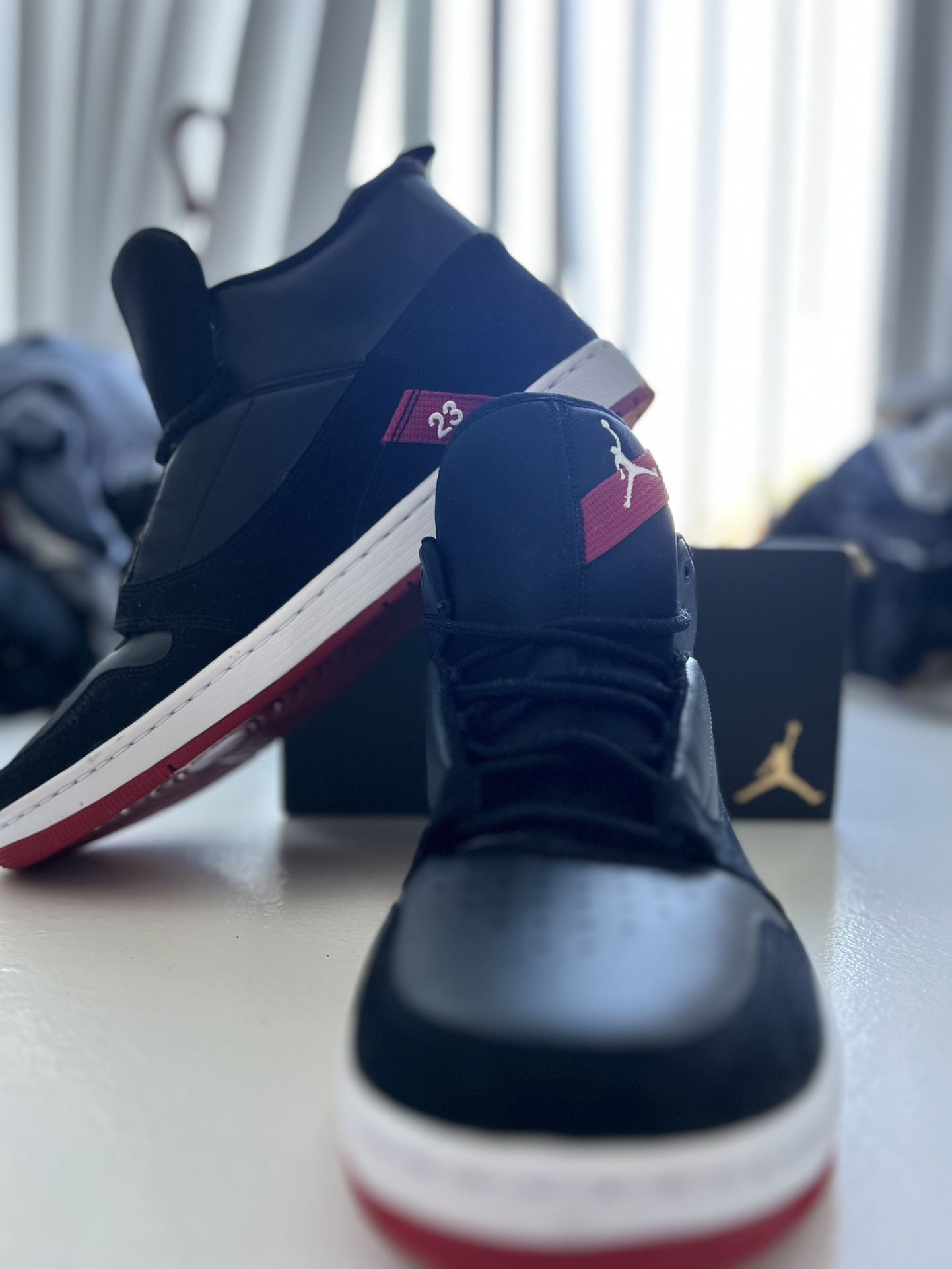 Jordan Fadeaway Size 12.