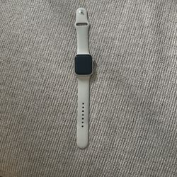 iPhone Apple Watch SE