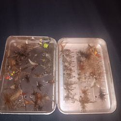 Vintage Perrine Fly Box W/ Flies