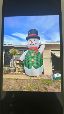 20 foot blowup snowman 