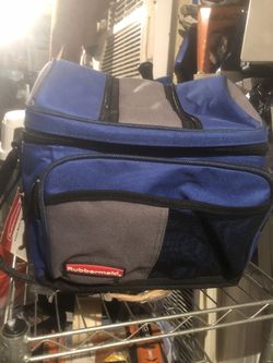 NEW Rubbermaid 9 can basic cooler!