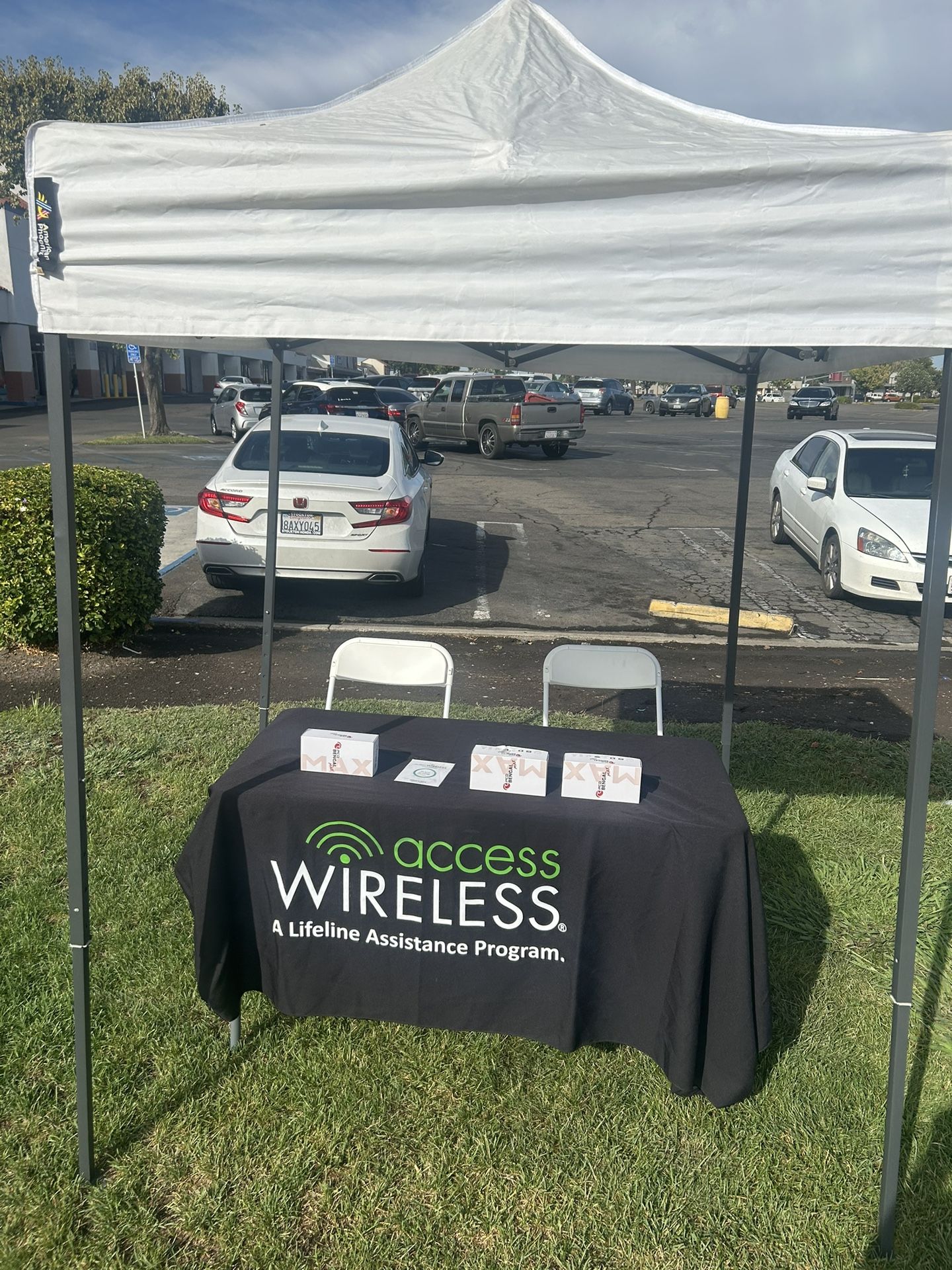 FREE PHONES ON E HAMMER LN