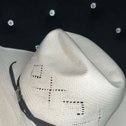 White Twister Straw Hat