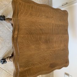 Antique Claw foot Quarter Sawn Oak Parlor Table