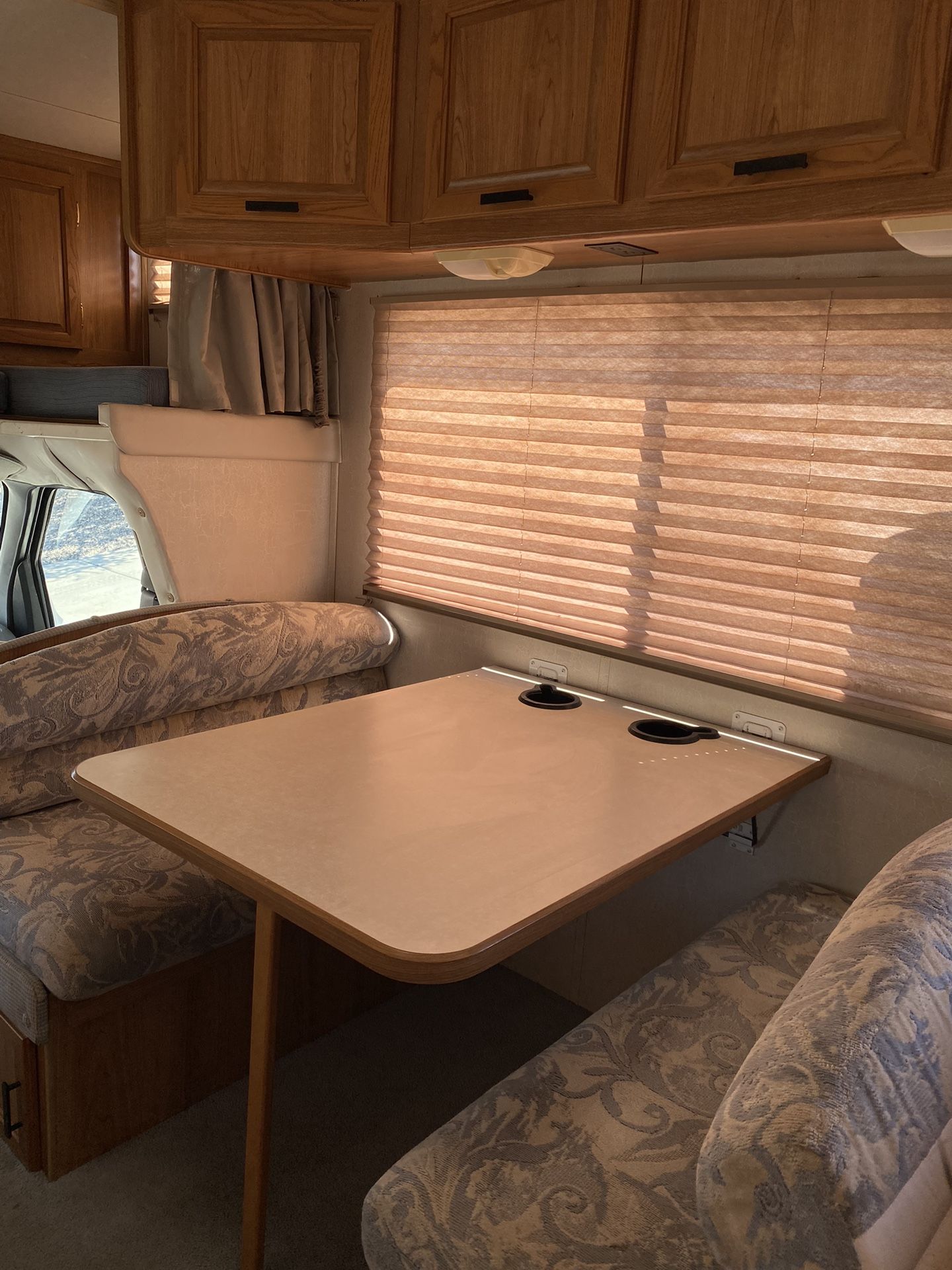 2000 Coachmen Leprechaun for Sale in Fort Mohave, AZ OfferUp