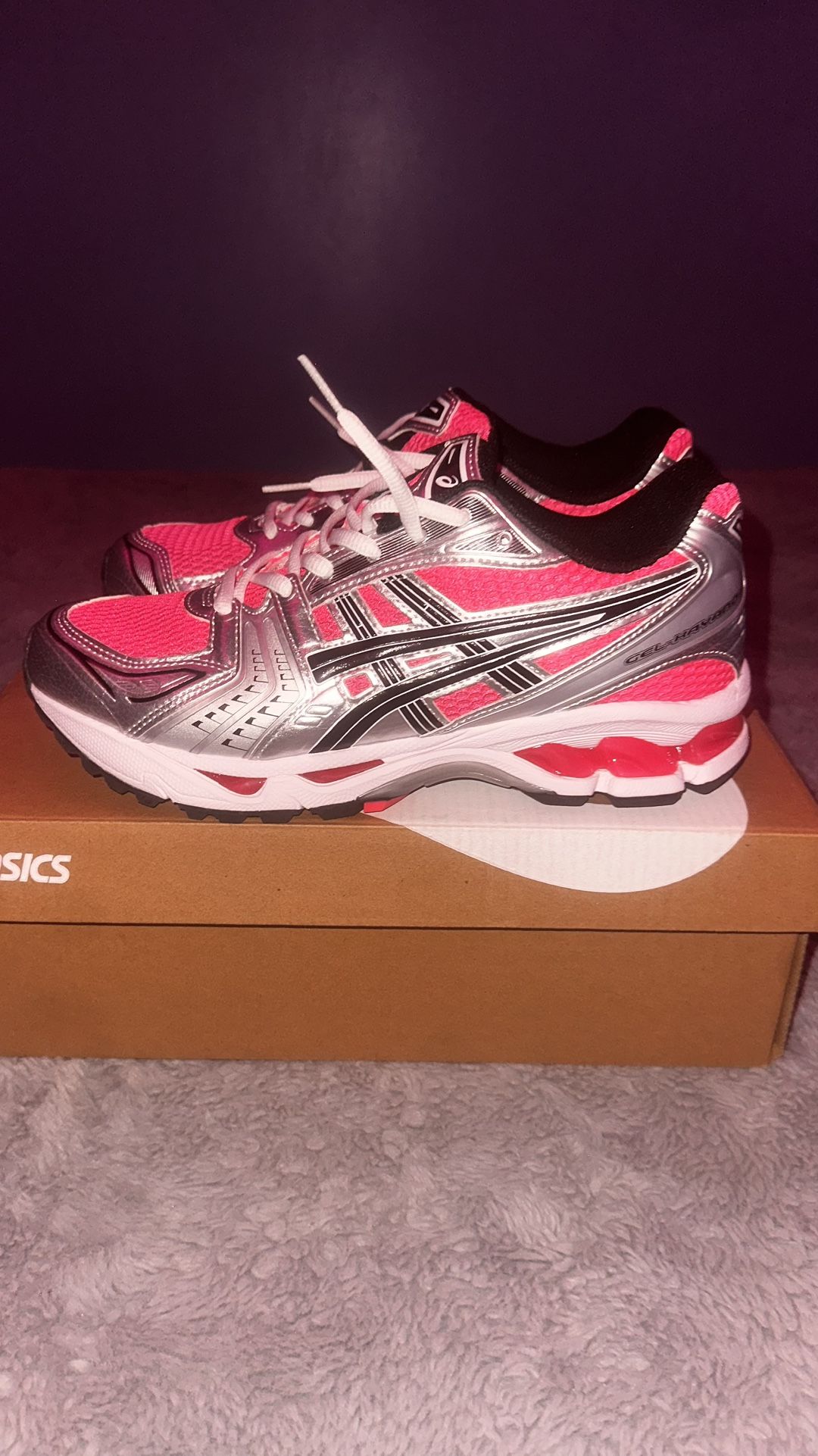 PINK ASICS
