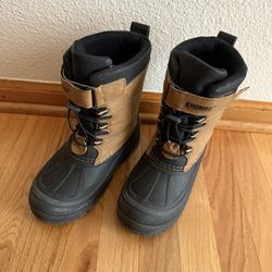 Khombu Boys Snow Boots - Size 2