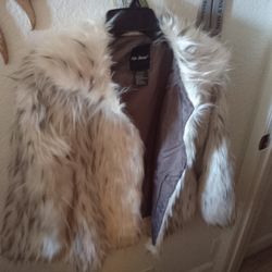 Me Jane Coat, Size Medium $20.00