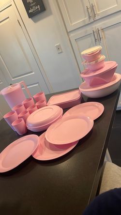 Tupperweare