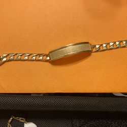 14 K Gold Mans Bracelet Size 8 New