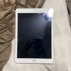 iPad 9.7 Inch (2017 Model Silver)