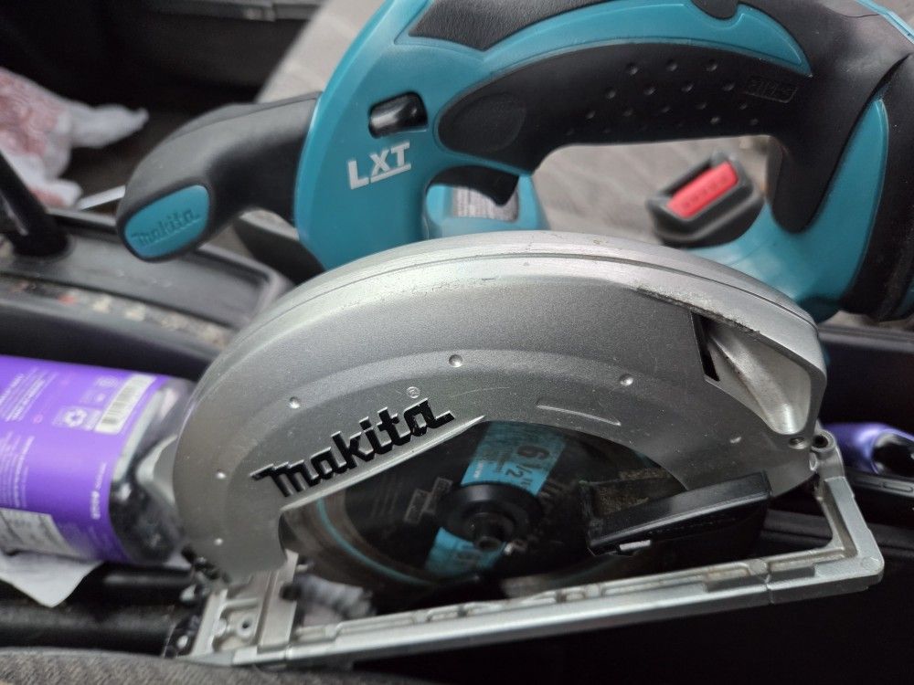 Makita Saw New Used Once 