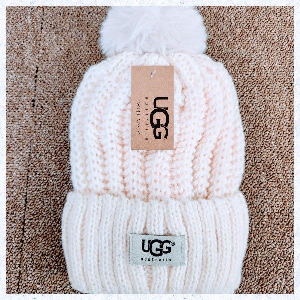 UGG BEANIE HAT.