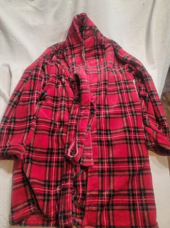 Body Candy Womens Robe Plaid Super Soft Size 100% Polyester 