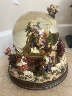 Vintage Snow Globes