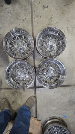 Starwire Wire Wheels 30 Spoke Starwire 5 Lug Uni Lug Oldschool Rims Lowrider Wheels $ Trade Daytons Zenith Tru Classics Tru Ray Tru Spokes 