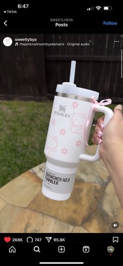 HELLO KITTY STANLEY CUP AUTHENTIC 