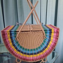 Rainbow Picnic Basket EUC Pink Blue Purple Orange Yellow Blue Tan W/top Carry Handles