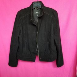 WOMEN'S JACKET SIZE LARGE