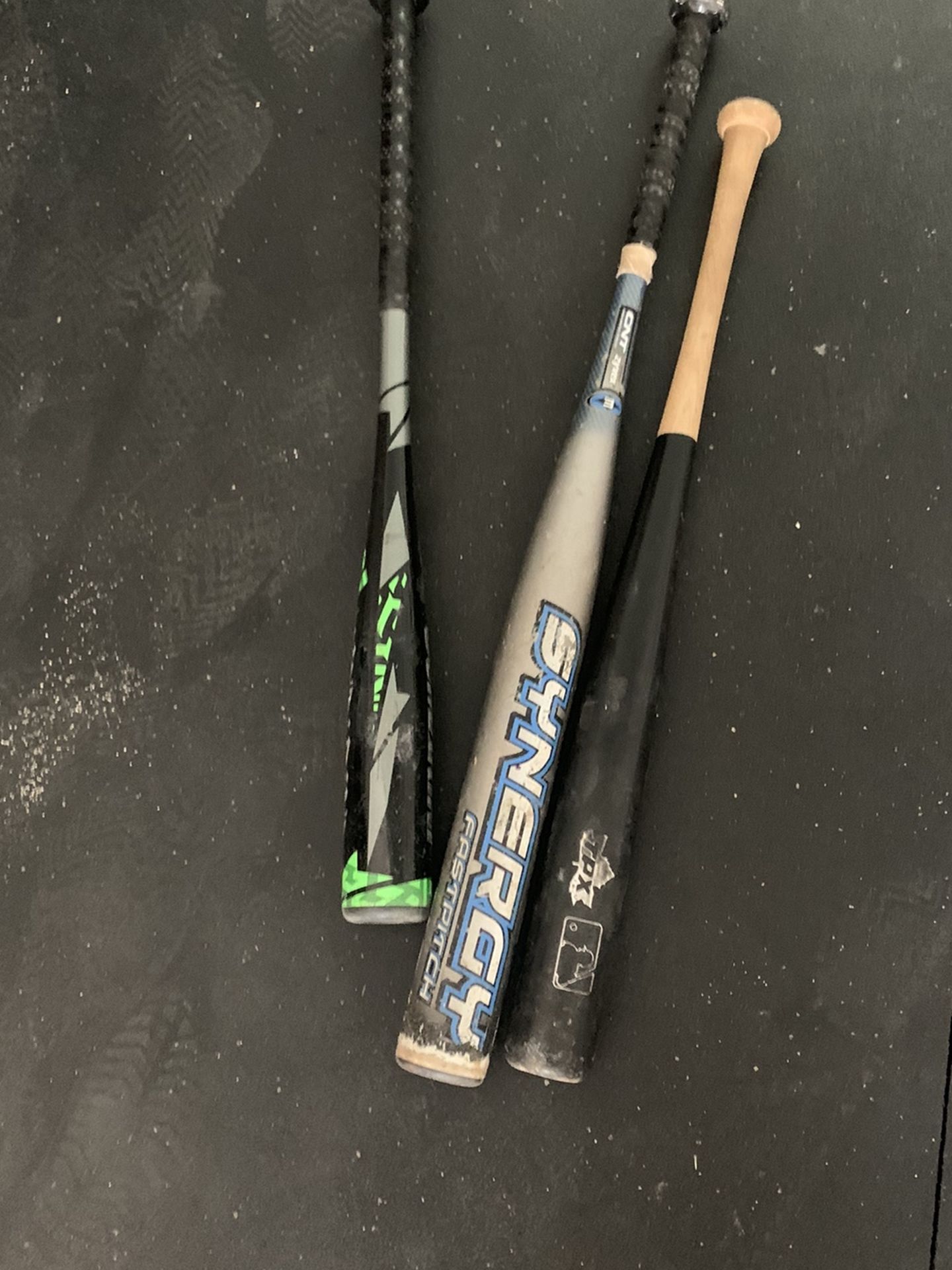 2 Kids Baseball Bats, 1 (hot) Synergy 31 Drop 10. Make Me An Offer