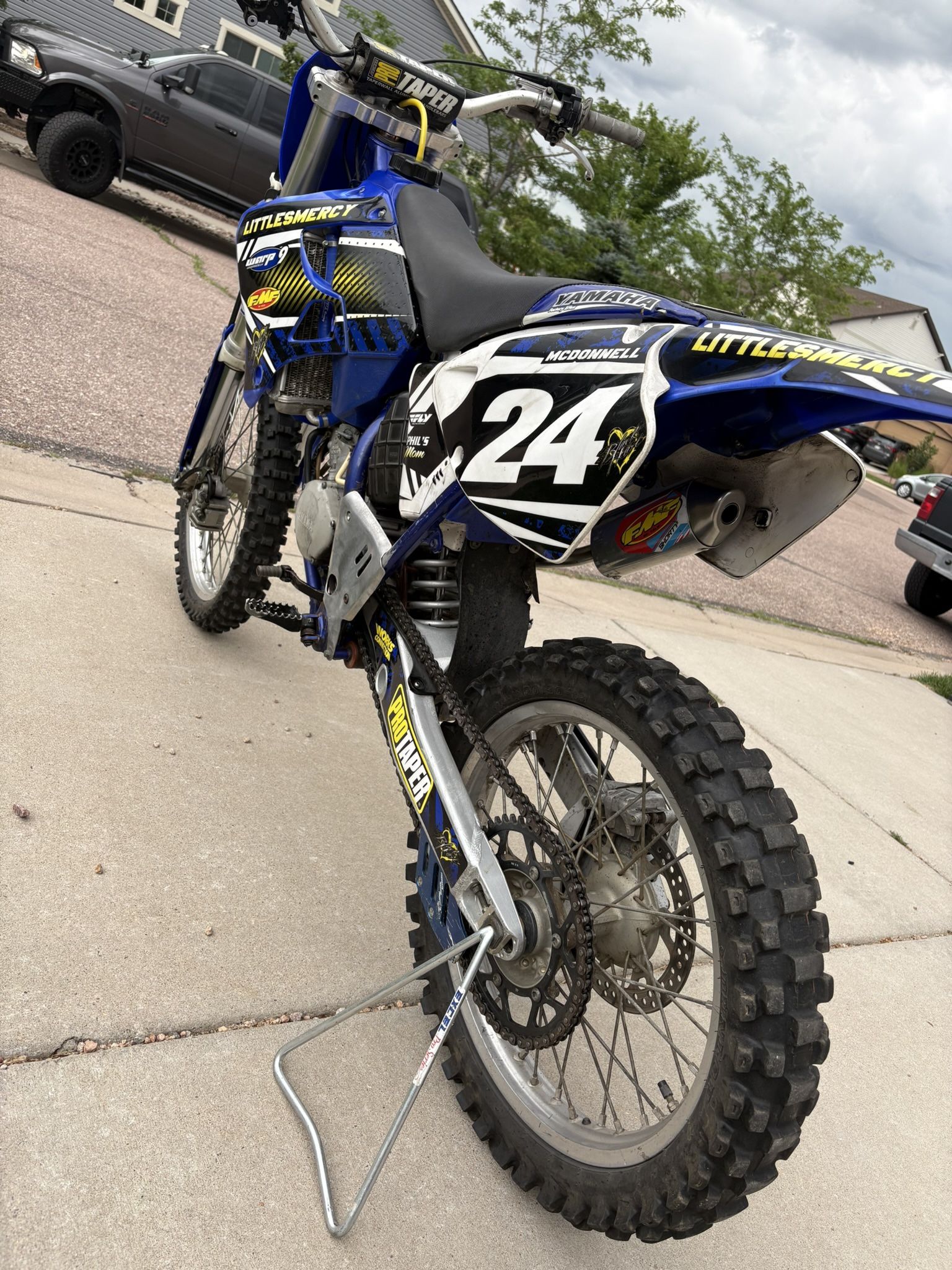 2000 YZ125