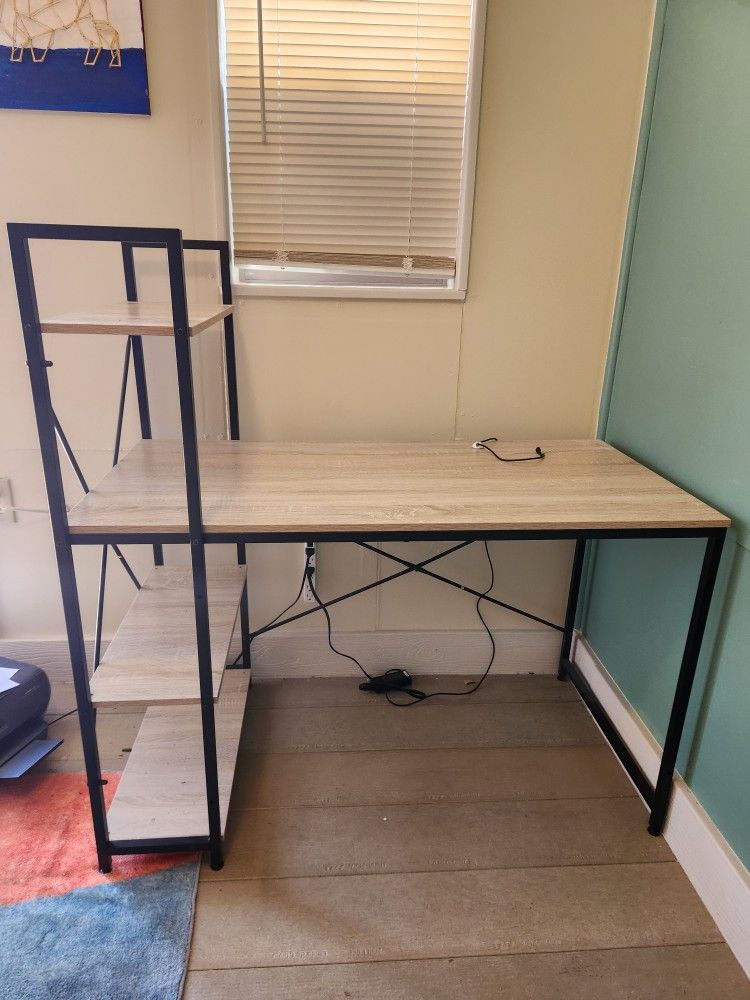 Minimalist Desk
