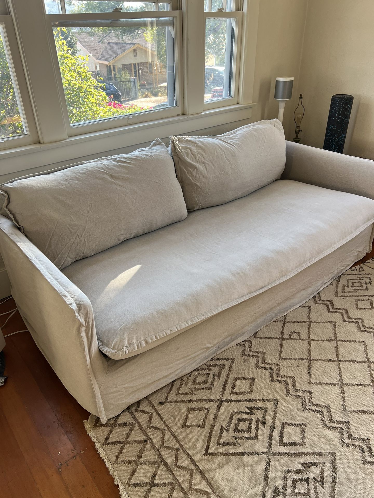 Used Sixpenny Neva Couch