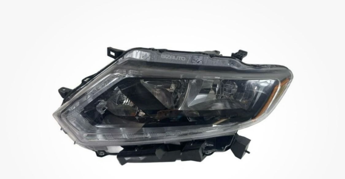 2014-2017 NISSAN ROGUE Headlight. $65 each one brand new