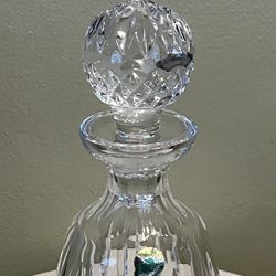 WATERFORD CRYSTAL DECANTER APROX. 10 - 1/2” TALL