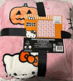 Hello Kitty queen blanket