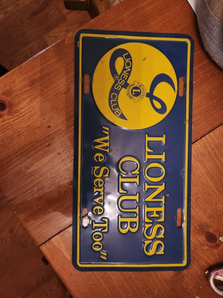 Lions Club - Lioness Metal Vintage PA style Colors License Plate