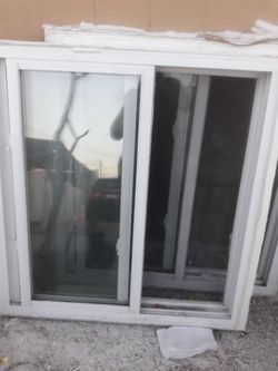 Ventanas muy buena condición seminuevas una jondipo cuesta casi 200 cada 1 100 por las doy las dos