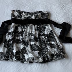 Strapless Black & White Floral Bubble Hem Mini Dress with Detachable Sash | Size Small