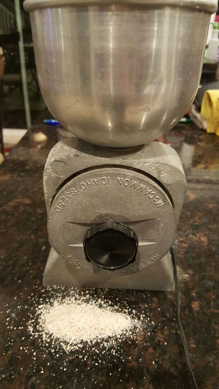 Vintage RETSEL Romper Grain Mill, electric Grain and Cereal Mill