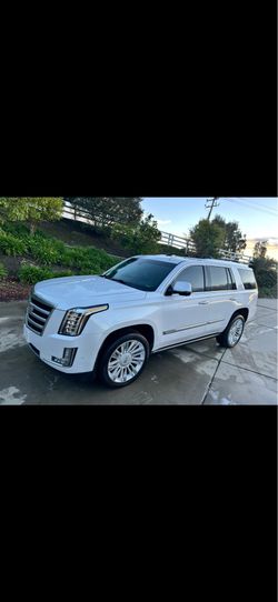 2018 Cadillac Escalade platinum