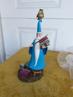 DISNEY SWORD IN THE STONE 50TH MERLIN & ARCHIMEDES OWL MED FIG FIGURINE