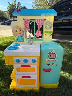 CoComelon Kids Play Kitchen Set