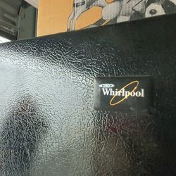 WHIRLPOOL REFRIGERATOR