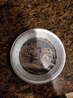 Small tiger plate