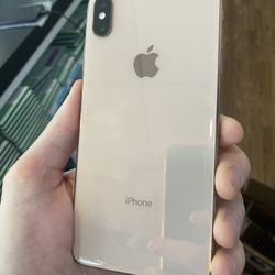 Unlocked iPhone XS Max 64GB Gold