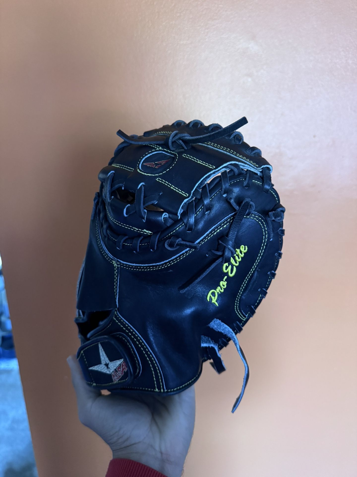 All-star Pro Elite Catchers Mitt. 