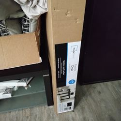 Brand NEW WOOD Work DESK 