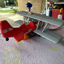 Sonic Tornado Biplane with Action Figure