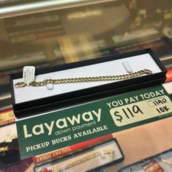 10k Bracelet ‼️ASK FOR DIANA‼️