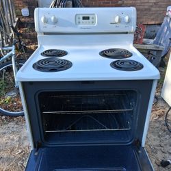 Frigidaire Stove 