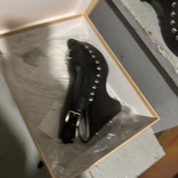 Women Shoes