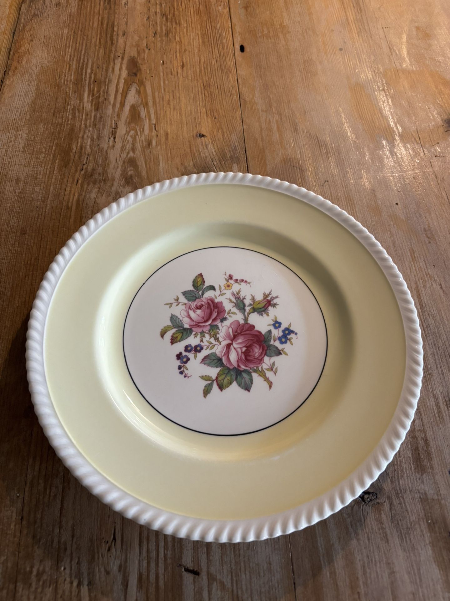 Vintage Johnson bros flower plate