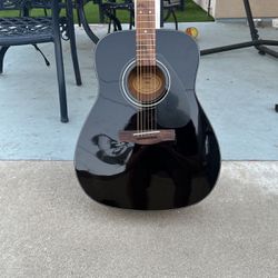 yamaha f335 acoustic guitar
